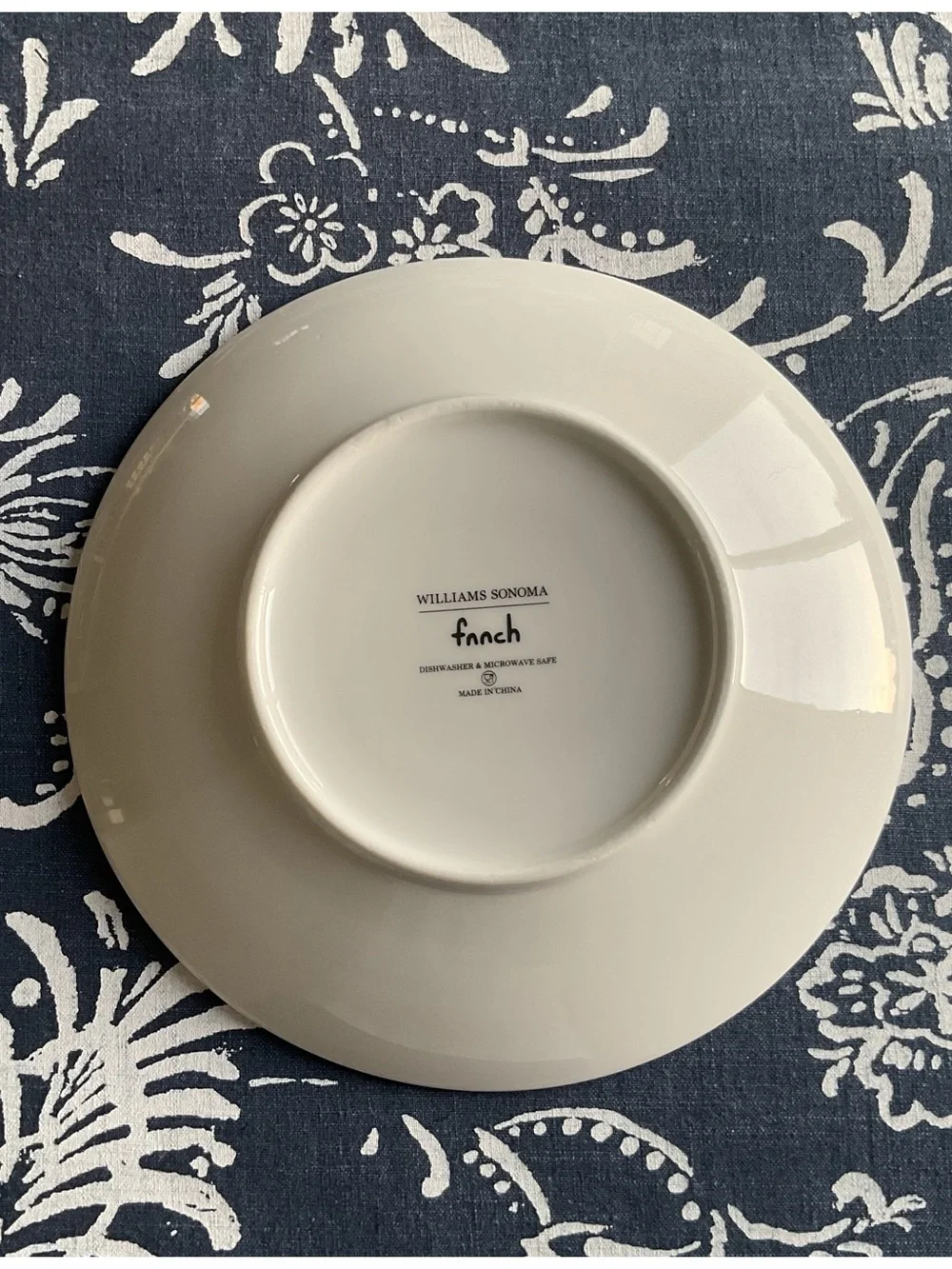 Collectible Williams Sonoma x Fnnch Honey Bear Squeeze Top Salad Dessert Plate